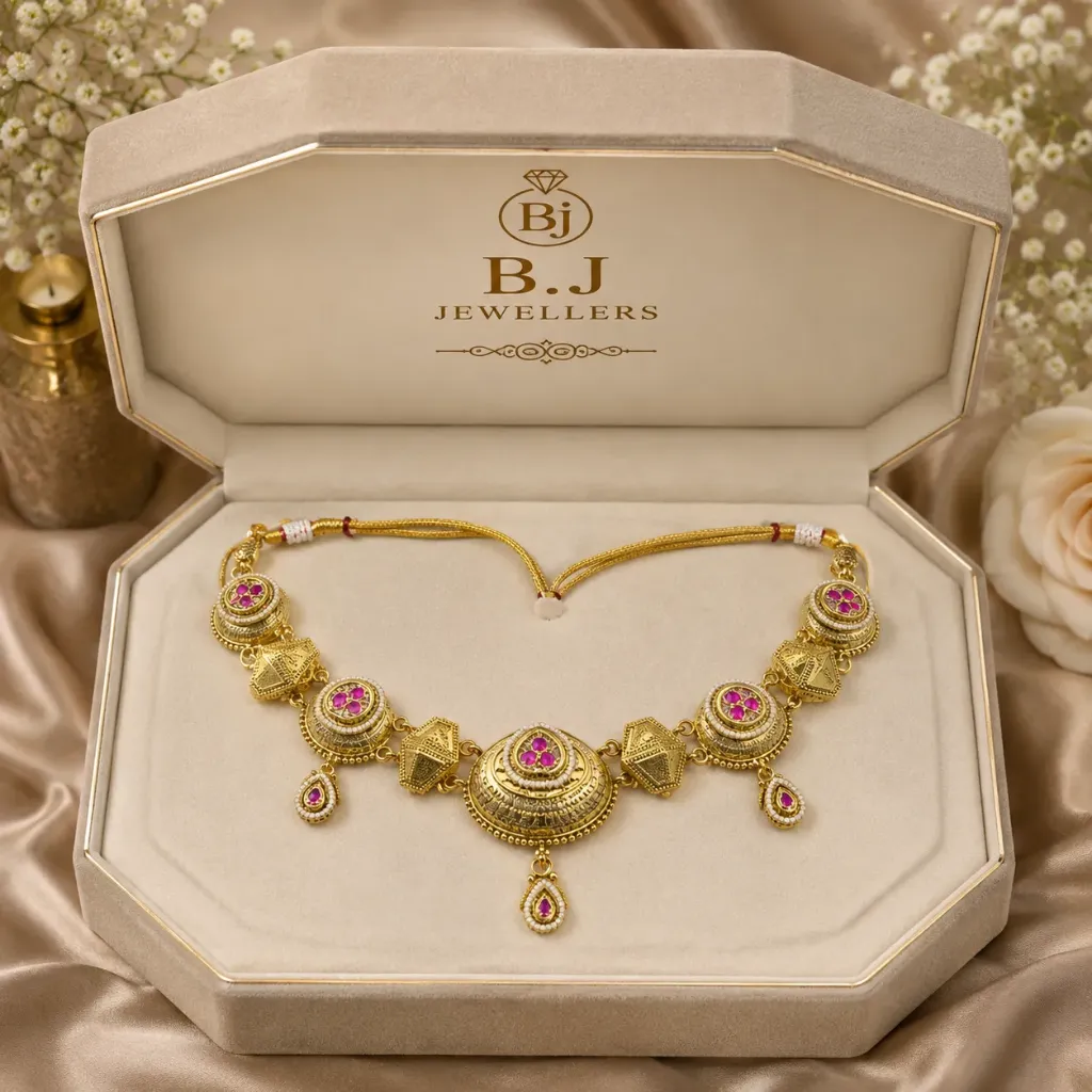 **Gold Pink Stone Necklace Set**